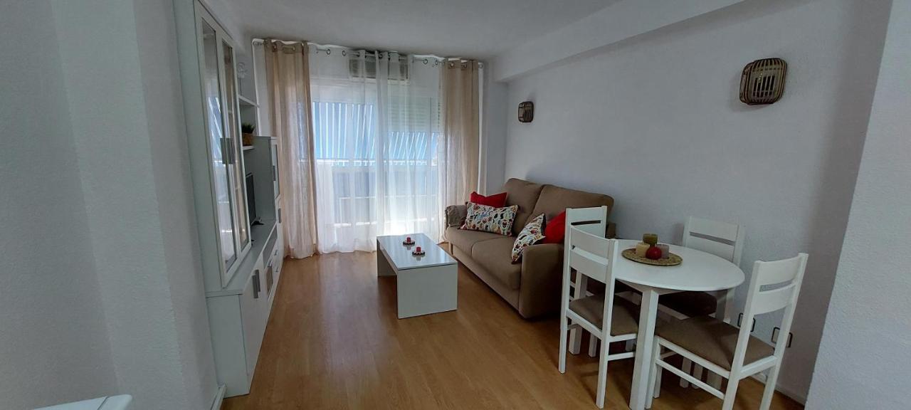 Sol Y Mar Room Торре-дель-Мар Экстерьер фото